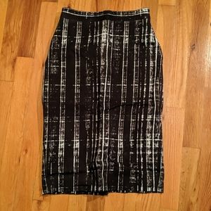 Banana republic black and white pencil skirt